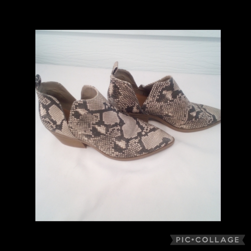 Universal Thread Booties - image 1